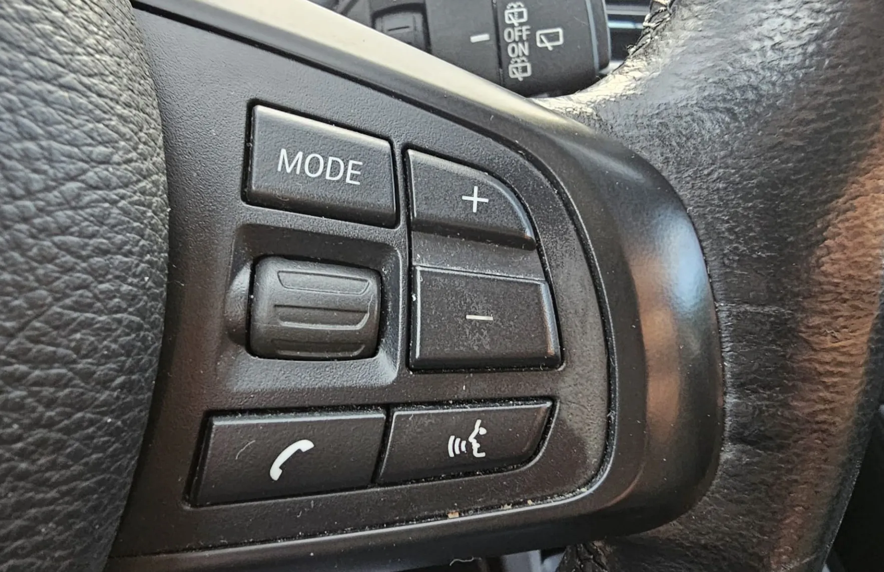 Zunanja slika - BMW X1 - serija : xDrive18d Advantage|navi|el prtljažnik|fulLED|alu - 16