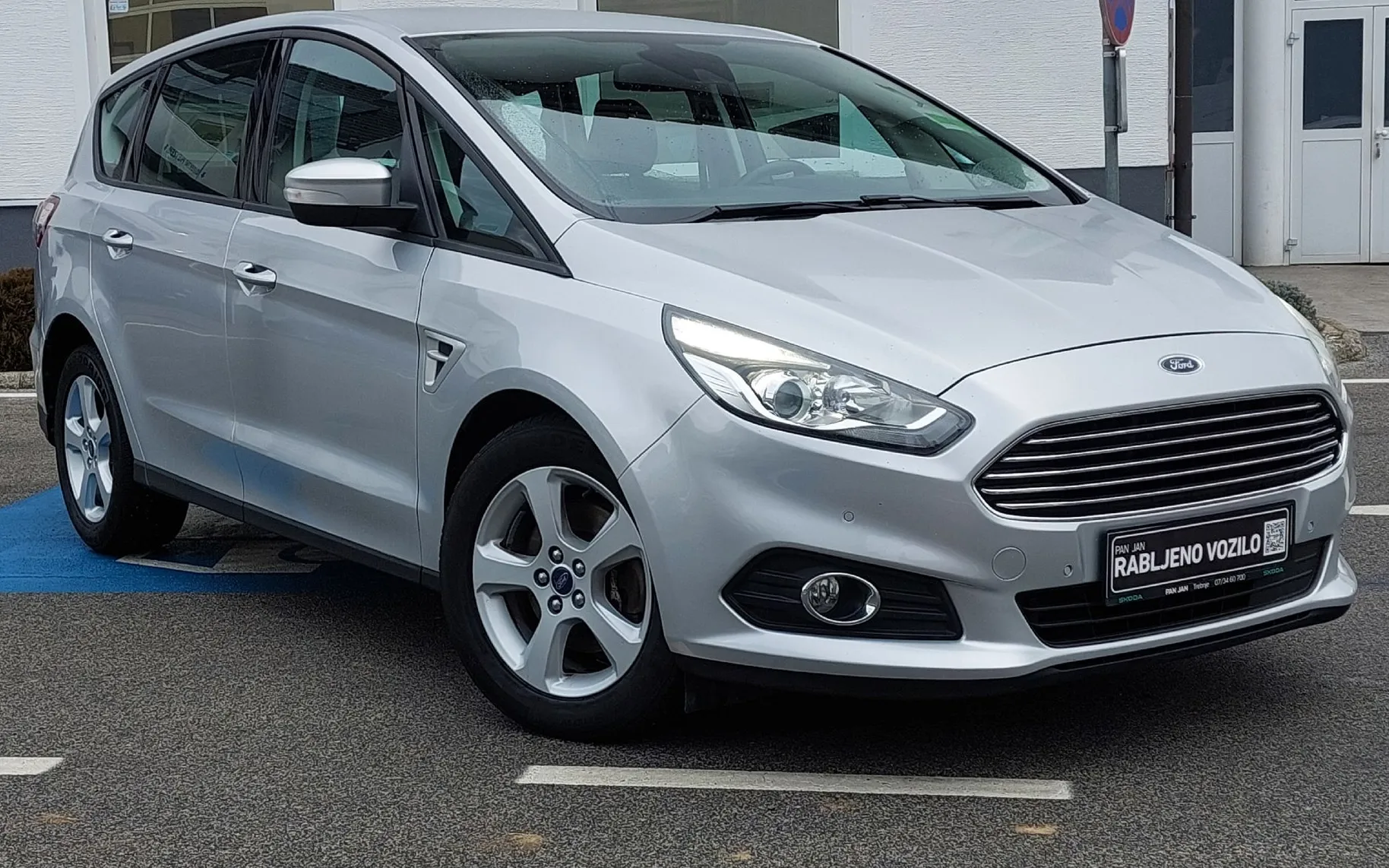 Zunanja slika - Ford S-MAX - 2.0 TDCi 110 kW FWD Trend Powershift - 2