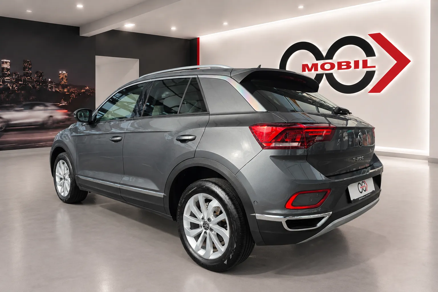 Notranja slika - Volkswagen T-Roc - 2.0 TDI Style DSG - IQ Light.virtual.kamera.asist - 7