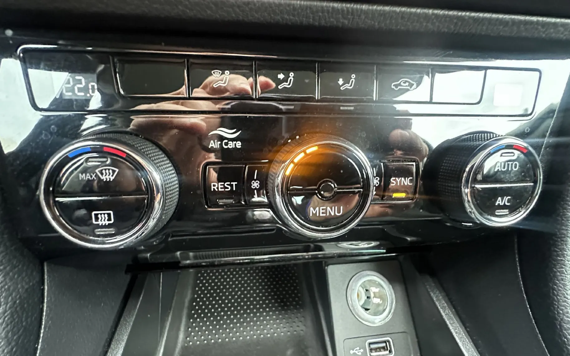 Zunanja slika - Škoda Superb - 2.0 TDI Active DSG.LIMO.KAMERA.NAVI.SAMO 85.000 KM - 10