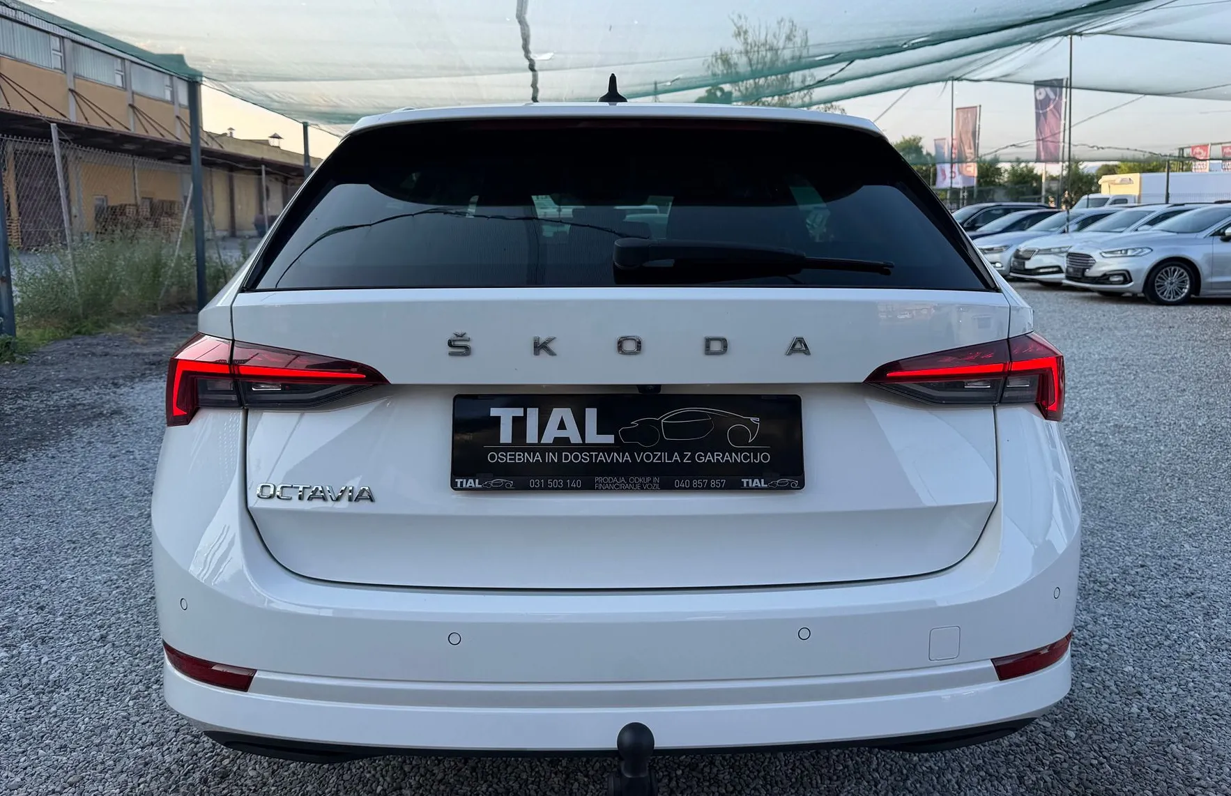 Zunanja slika - Škoda Octavia - 2.0 TDI Style DSG-VIRTUAL-AMBI-ACC-EL.PRTL-ALU - 6