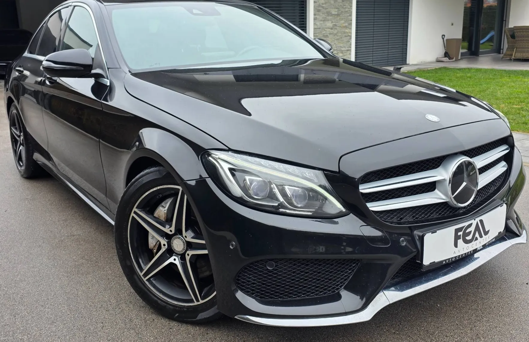 Zunanja slika - Mercedes-Benz C-Razred - 250CDI-AVT-AMG LINE-1 LASTNIK-SERVISNA KNJIGA-ACC - 2