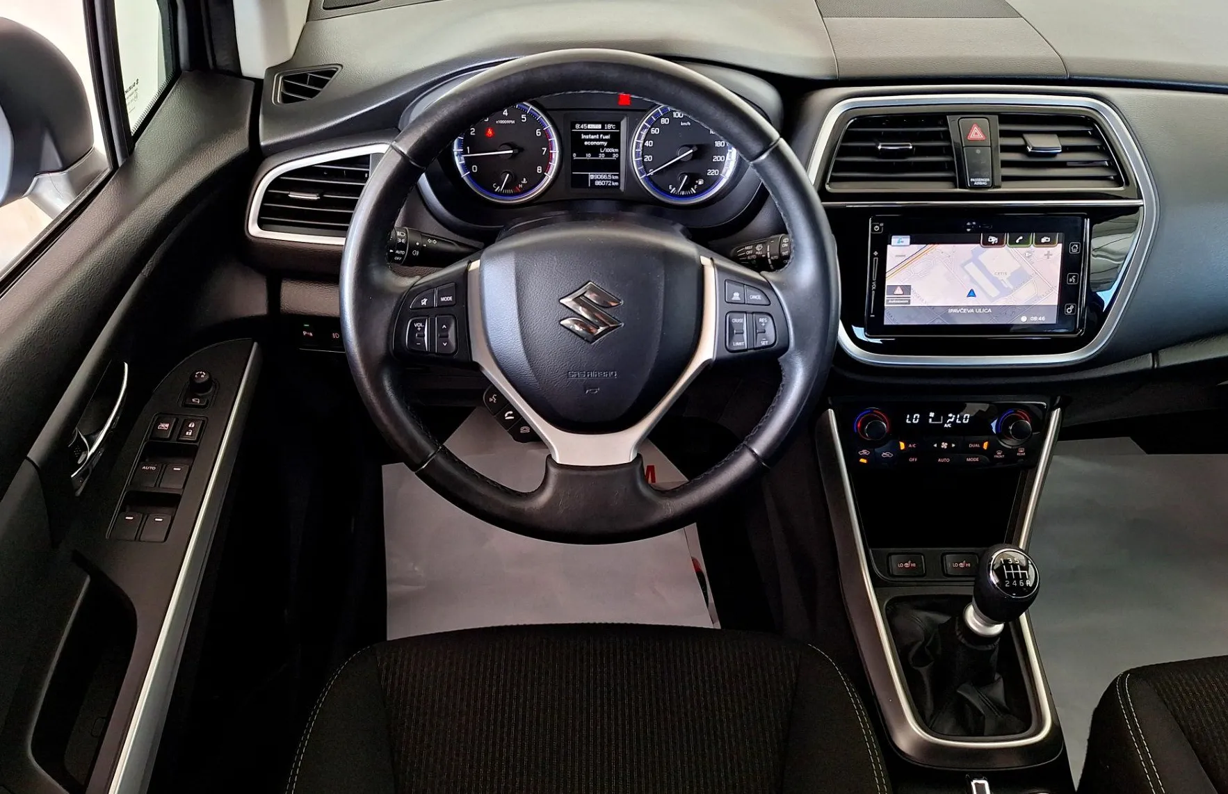 Zunanja slika - Suzuki SX4 S-Cross - 1.4 Boosterjet AllGrip Elegance•VL.KLJUKA•SLO• - 12