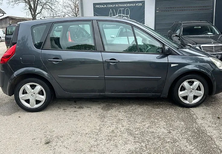Zunanja slika - Renault Scénic - Scenic  1.6 16V Expression - VELIK SERVIS - OBROKI - 4