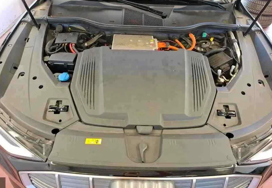 Zunanja slika - Audi e-tron - quattro 55 300kW.NEMŠKI.SAMO 27.000 KM.2023 LETNIK - 11