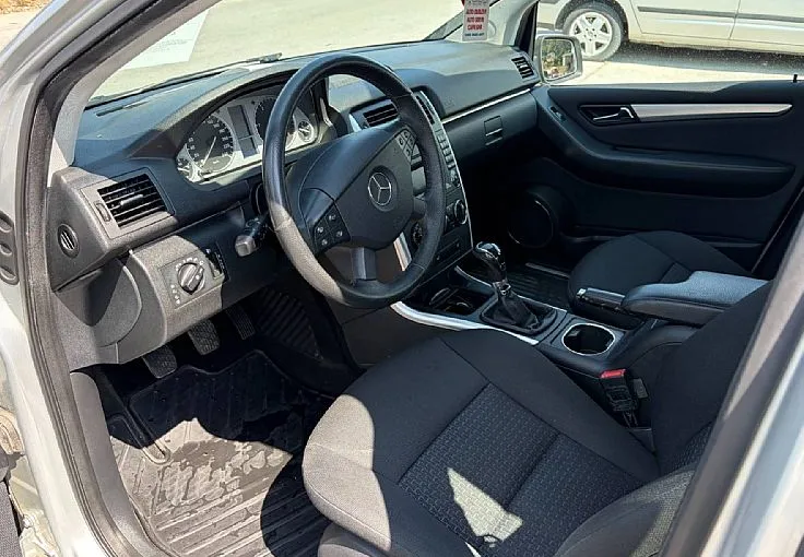 Zunanja slika - Mercedes-Benz B-Razred - B 180 CDI LEPO OHRANJEN - 8