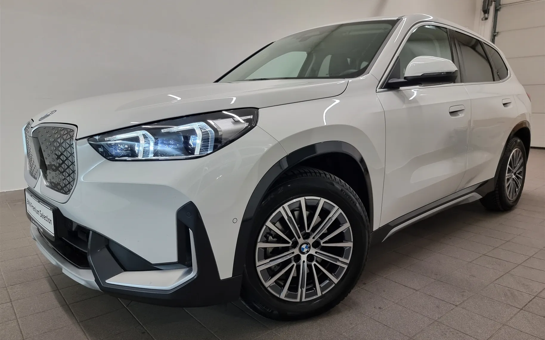 Zunanja slika - BMW iX - 1 eDrive20 - 1