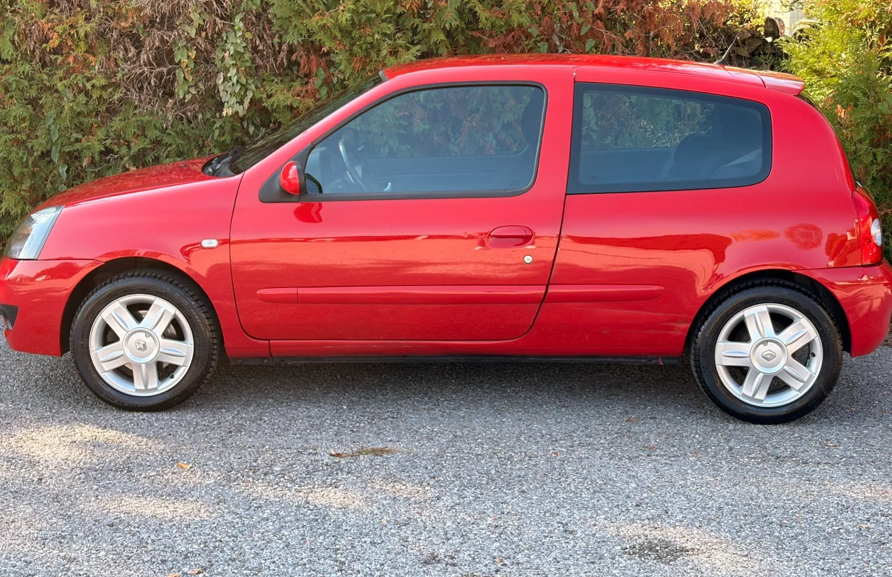 Zunanja slika - Renault Clio - 1.2 16V Storia KLIMA - BREZ POLOGA - 4