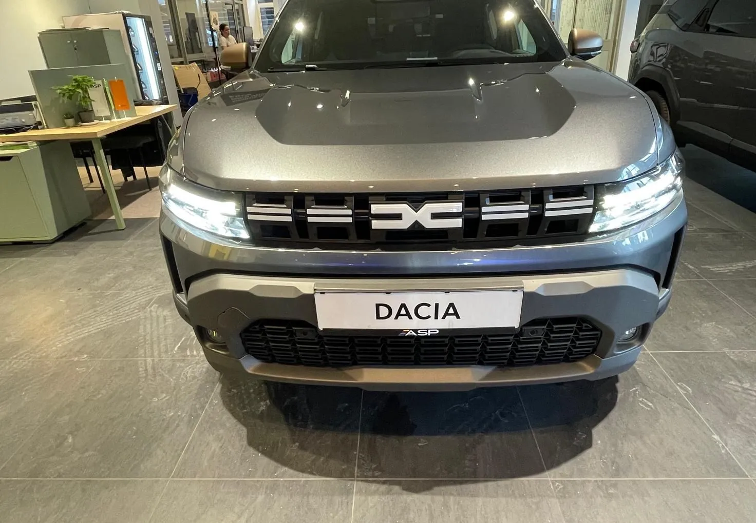 Zunanja slika - Dacia Duster - Hybrid 155 Extreme - 2