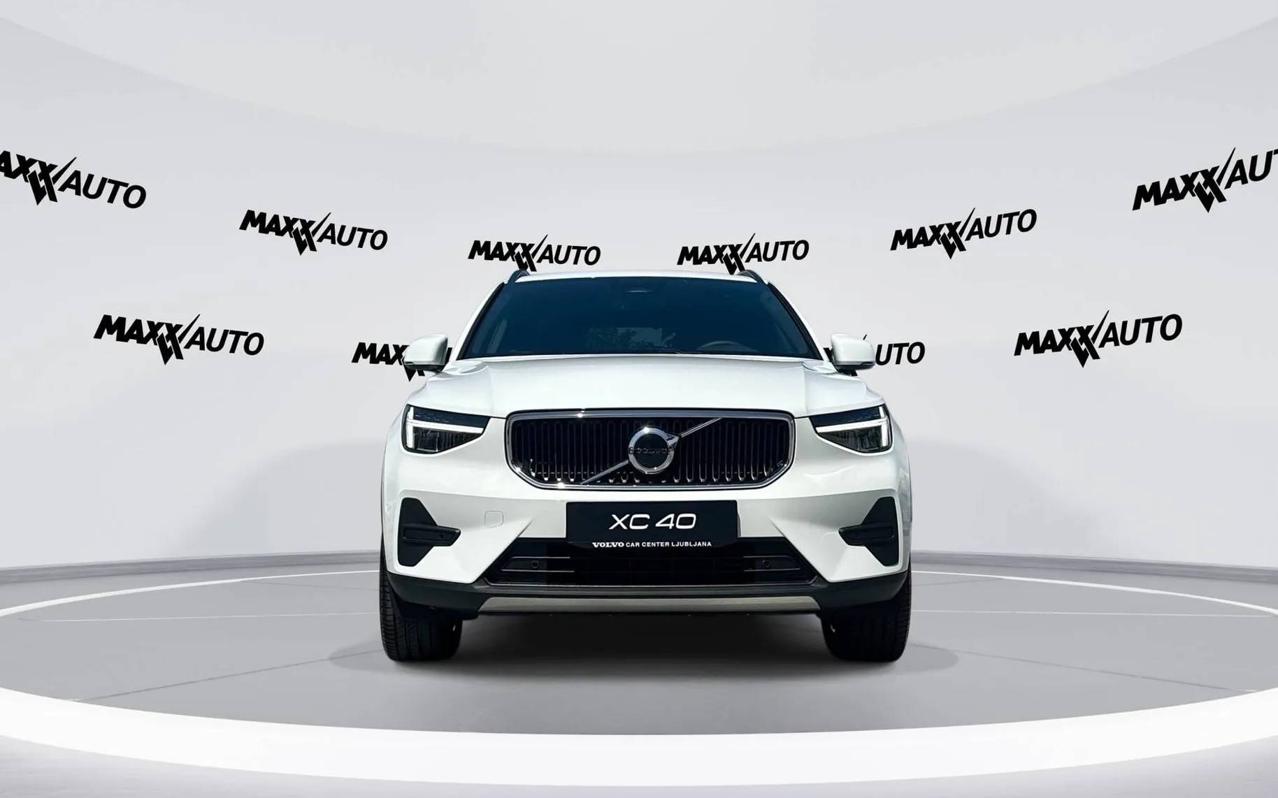 Zunanja slika - Volvo XC40 - B3P Core Avt. - 2