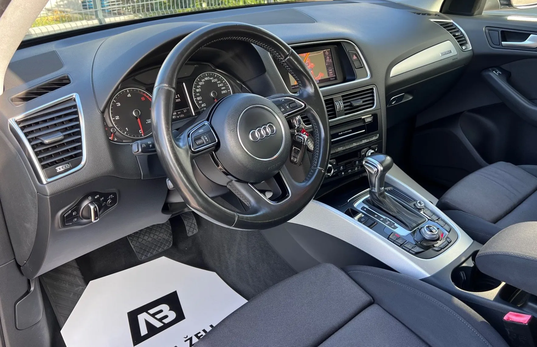 Zunanja slika - Audi Q5 - 2.0 TDI+Q+SLO+1.LAST+NAVI+XENON+ - 10