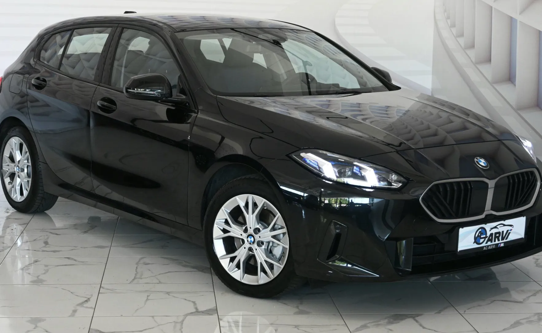 Zunanja slika - BMW Serija 1 - : 118d Avt.-ADAPT.LED-KAMERA-AMBIENT - 7