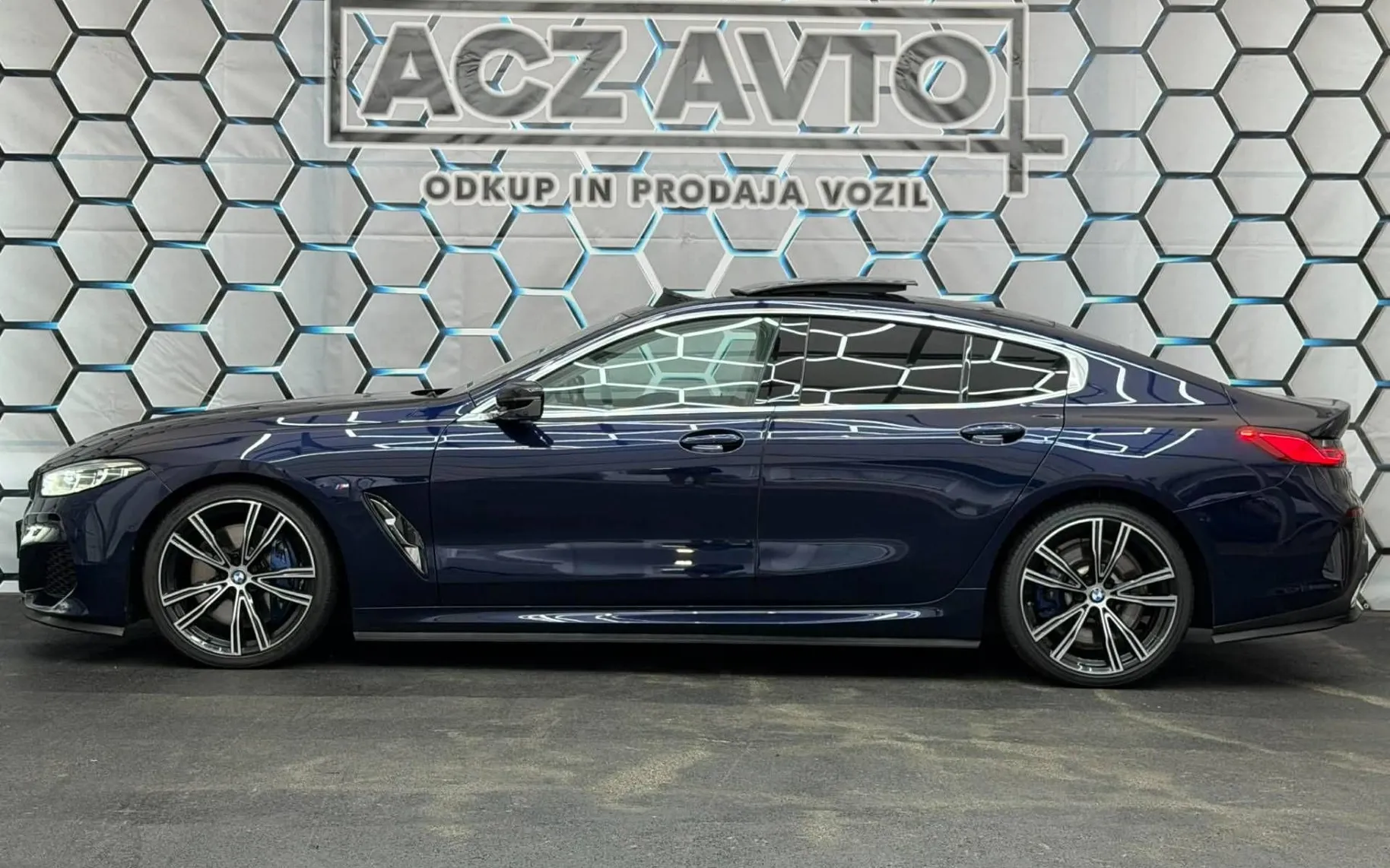 Notranja slika - BMW serija 8 Gran Coupe: - 840XD•AUT•M PAKET•PANO•LASER•CRISTAL•BOWERS•SOFT• - 7