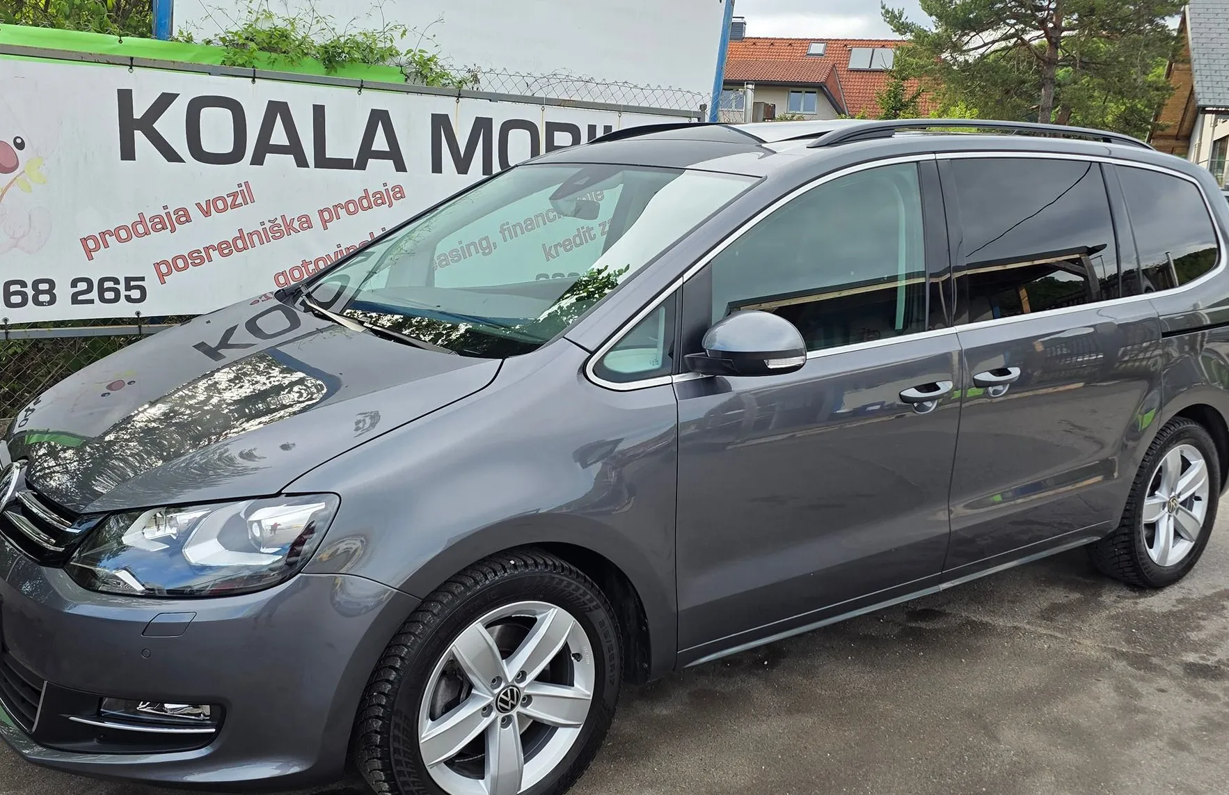 Zunanja slika - Volkswagen Sharan - 2.0 TDI BMT DSG 7 SEDEŽEV-LED-PANORAMA-KAMERA - 7