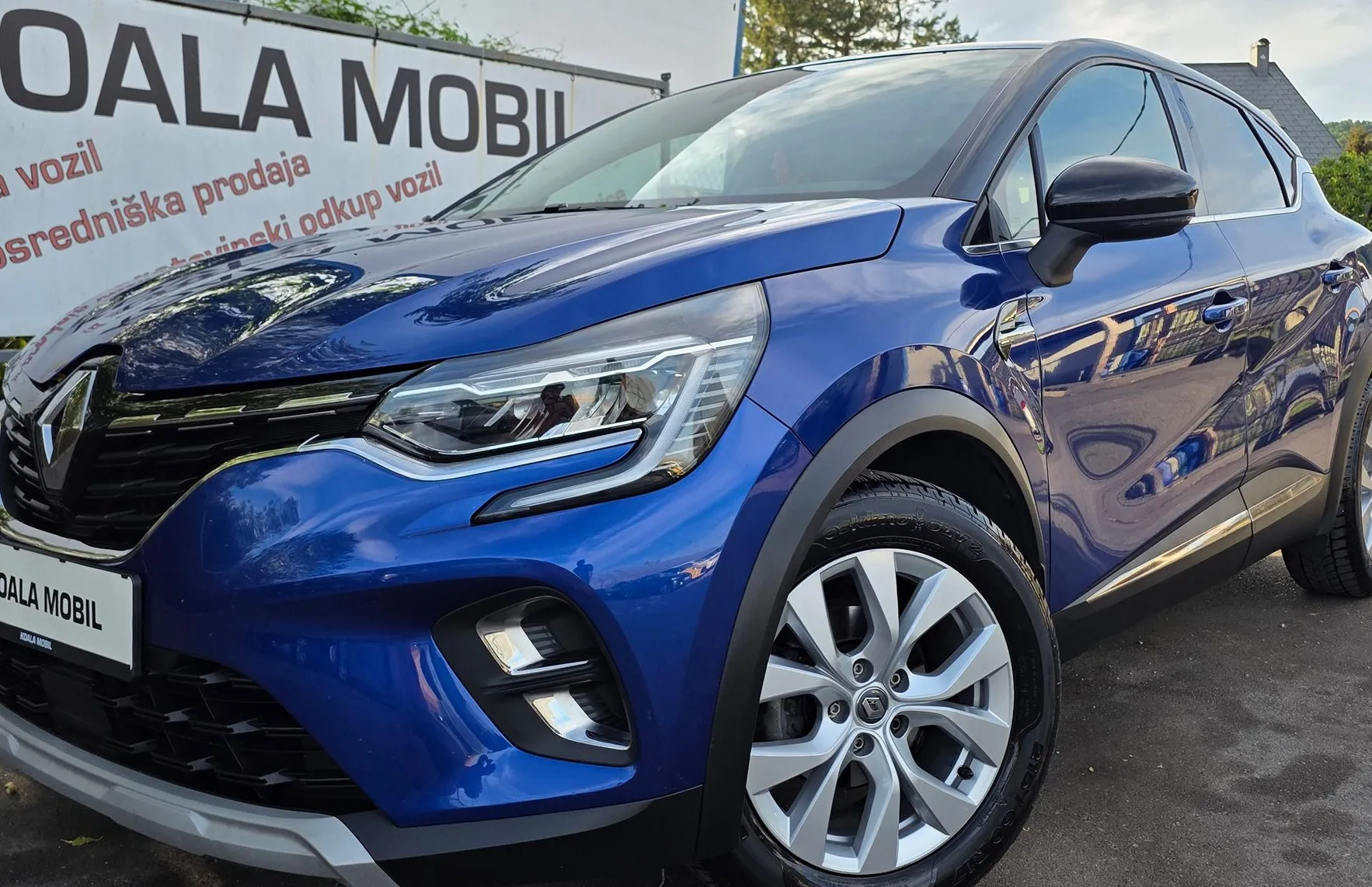 Zunanja slika - Renault Captur - 1.5DCI LIMITED LED-ALU-VIRTUAL-1.LASTNIK-SLOVENSKI - 19