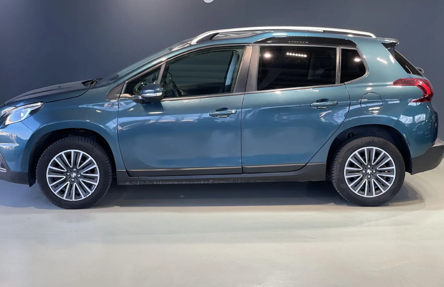 Zunanja slika - Peugeot 2008 - 1.6HDI-PARK SENZORJI-TEMPOMAT-MULTIFUNKCIJA-LED - 5