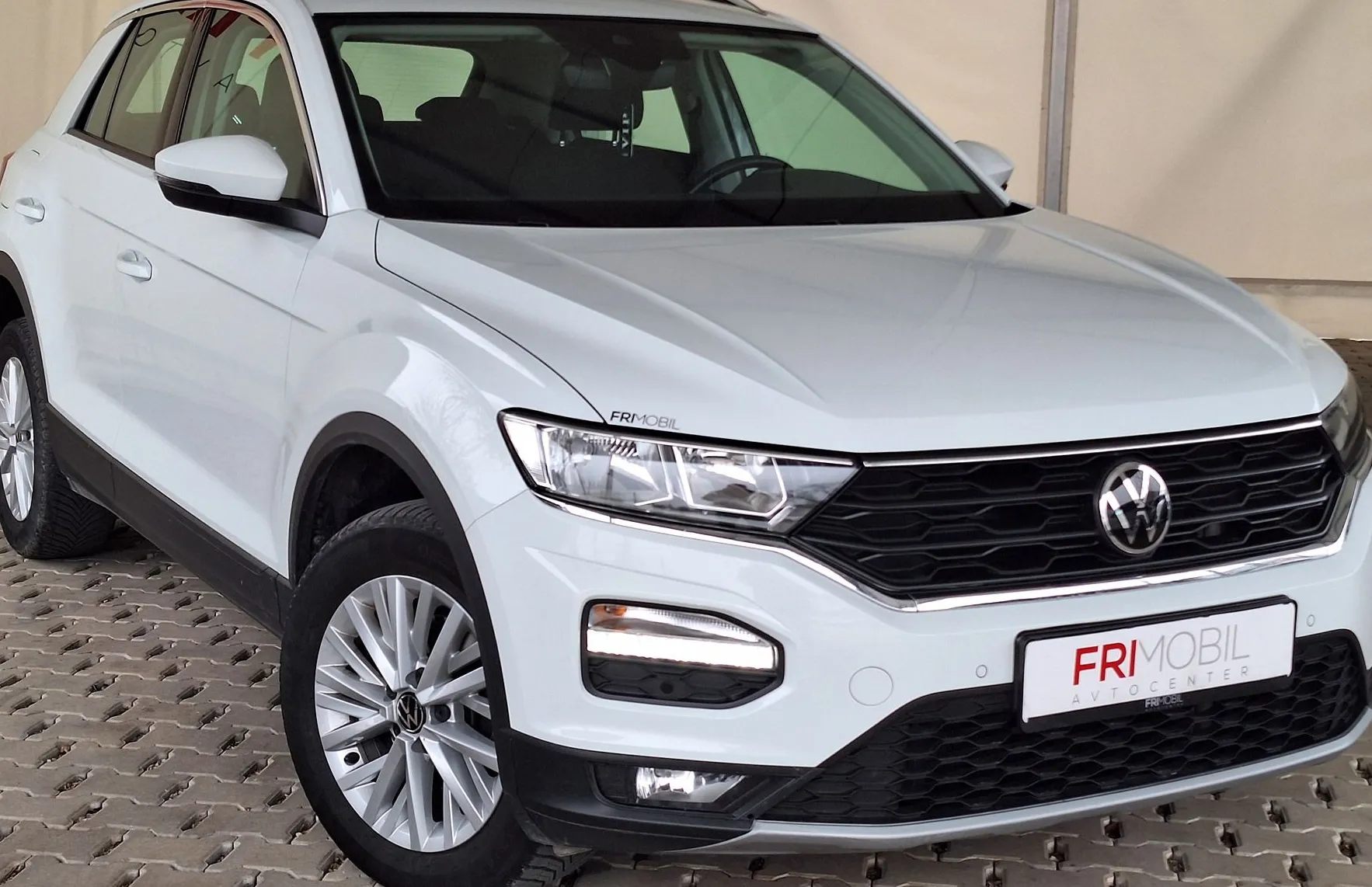 Zunanja slika - VW T-Roc - 2.0 TDI SCR  •PDC•KAMERA•ACC• - 2