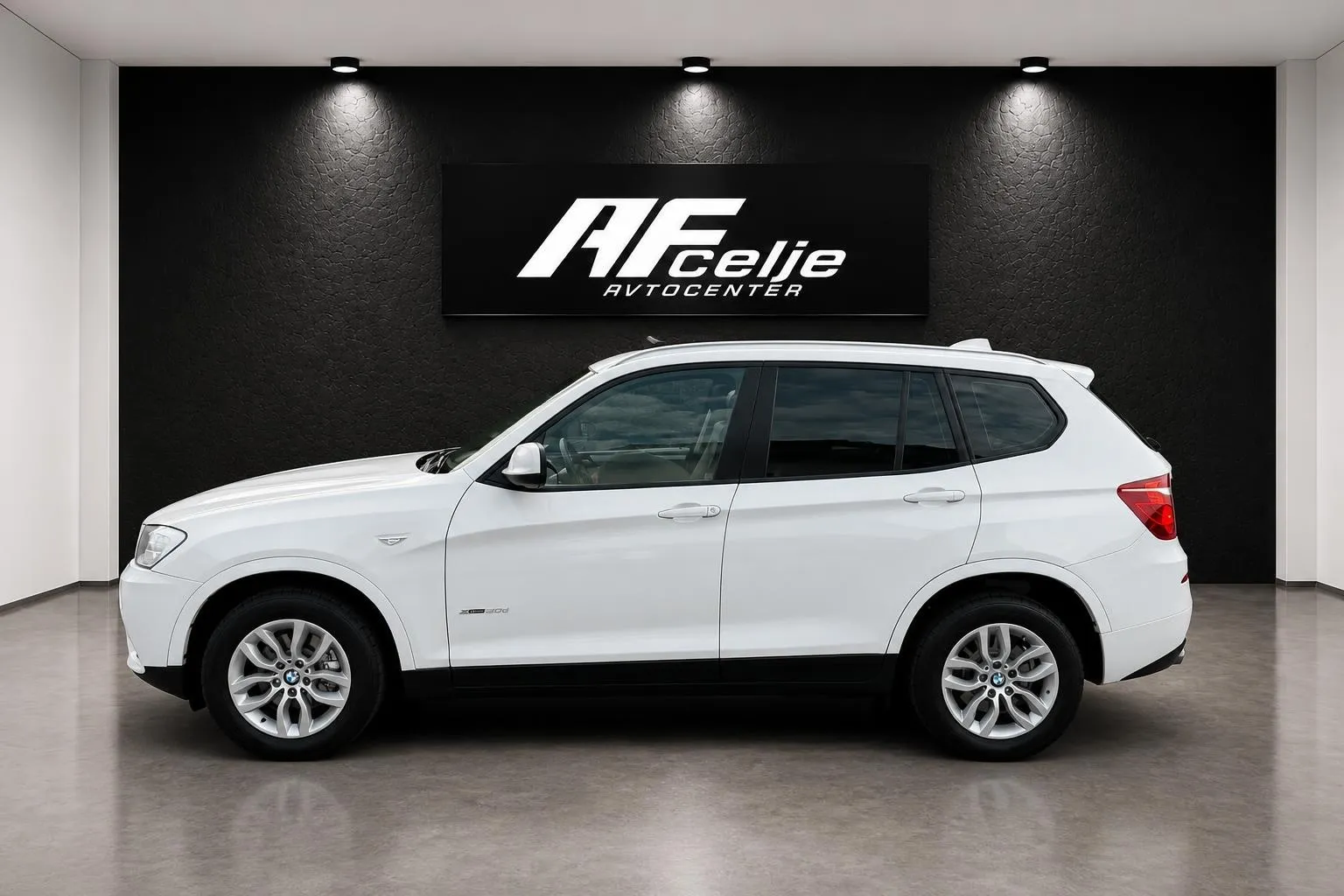 Zunanja slika - BMW serija X3: - 18D-AUT-107.000km-PANORAMA-LIZING ZA TUJCE-NAVI- - 6