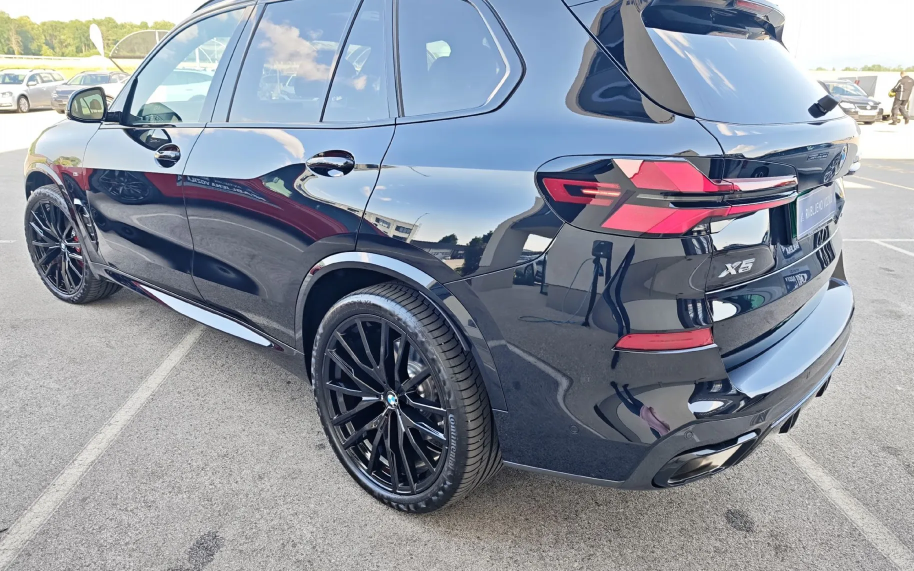 Zunanja slika - BMW X5 - serija : xDrive30d M PRO ICONIC HEAD UP PANO KAM360 22COL - 4