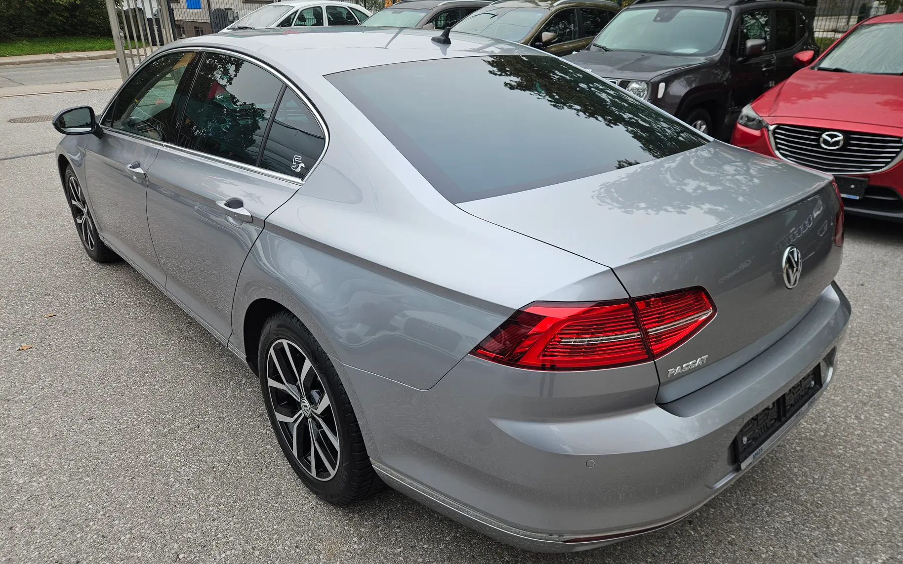 Zunanja slika - Volkswagen Passat - Variant 2,0 TDI BMT Highline DSG - 4