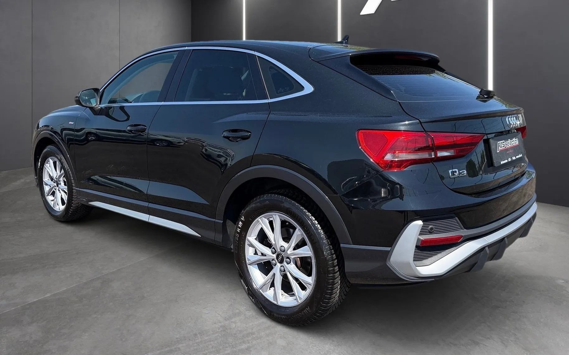 Zunanja slika - Audi Q3 Sportback - 35TDI S line S tronic-Usnje-LED-ACC-Keyless-Kamera - 4