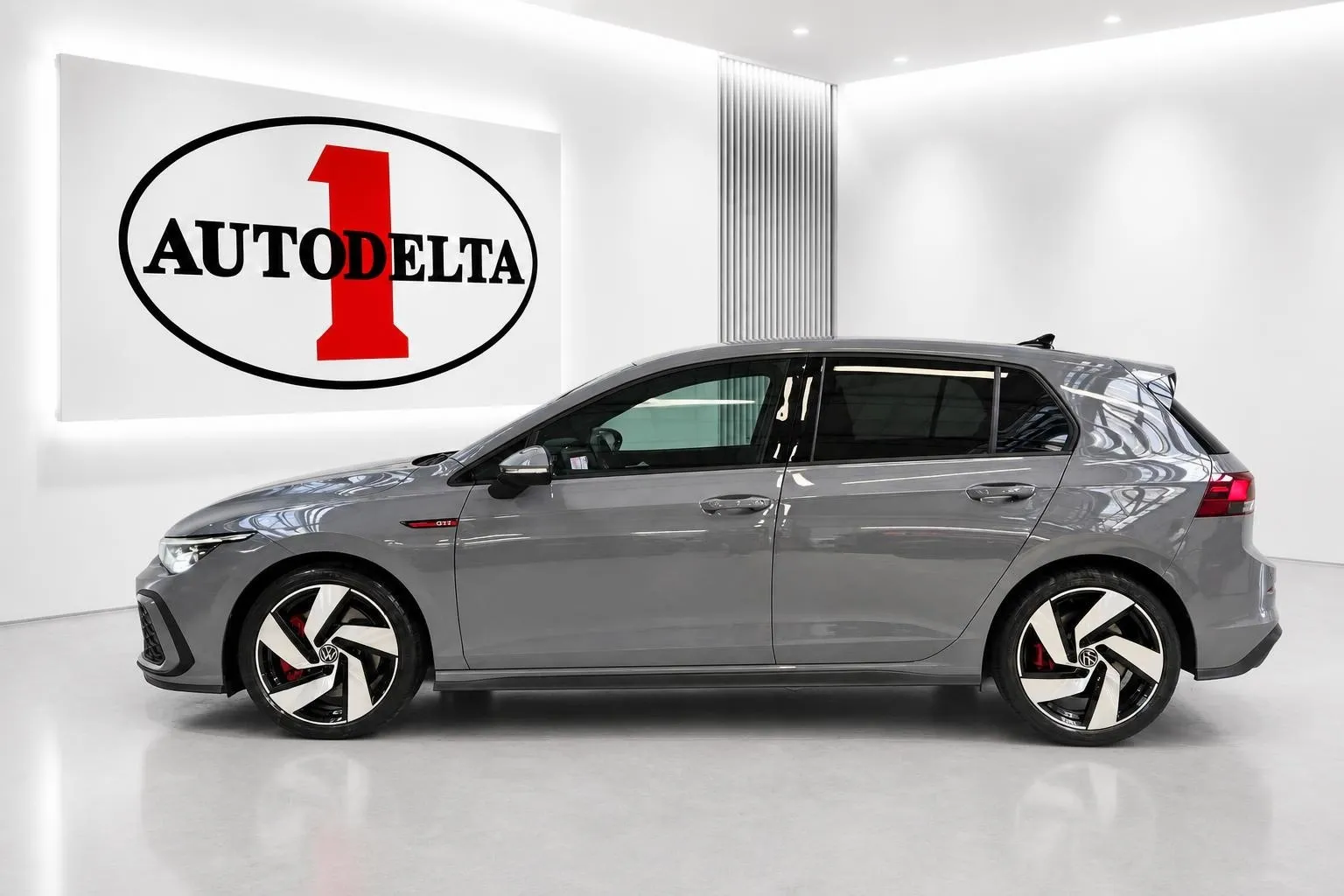 Zunanja slika - Volkswagen Golf - 2.0 TSI GTI DSG SUPER PONUDBA - 3