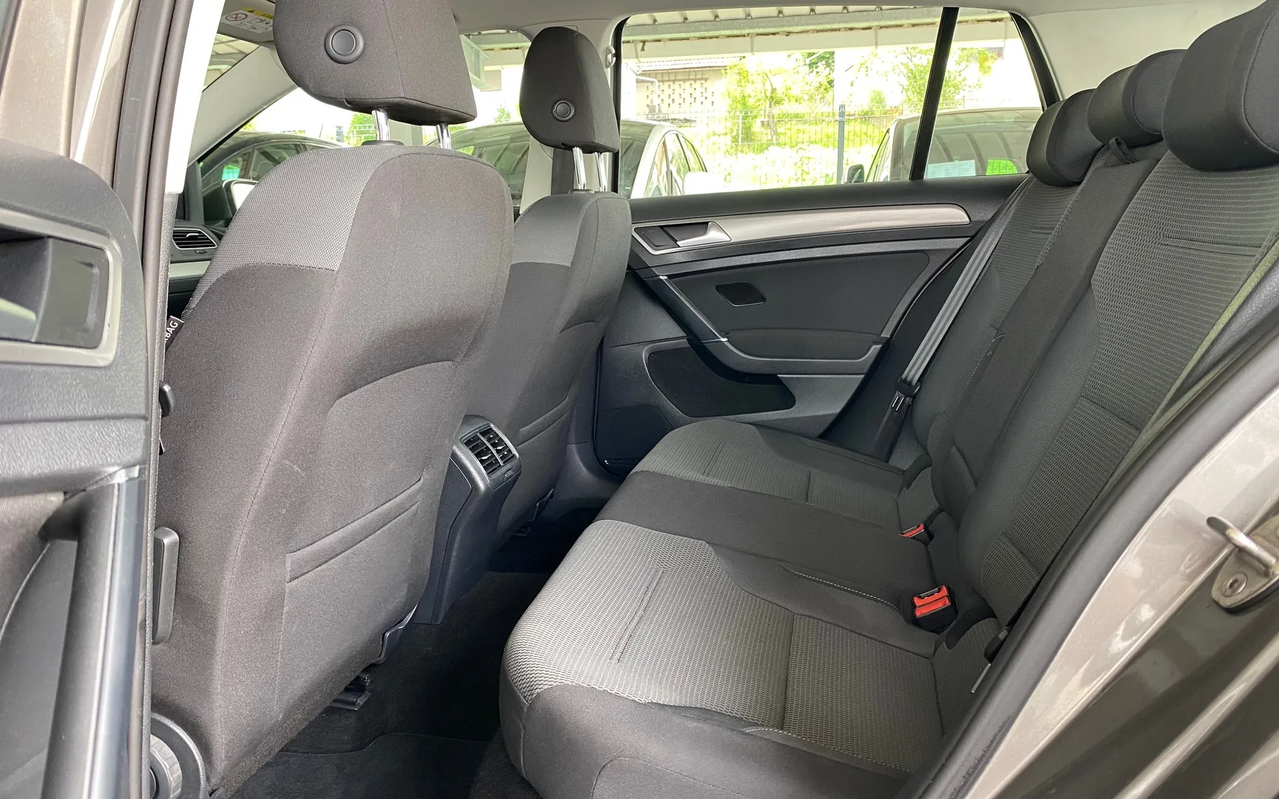 Notranja slika - Volkswagen Golf - Golf - 11