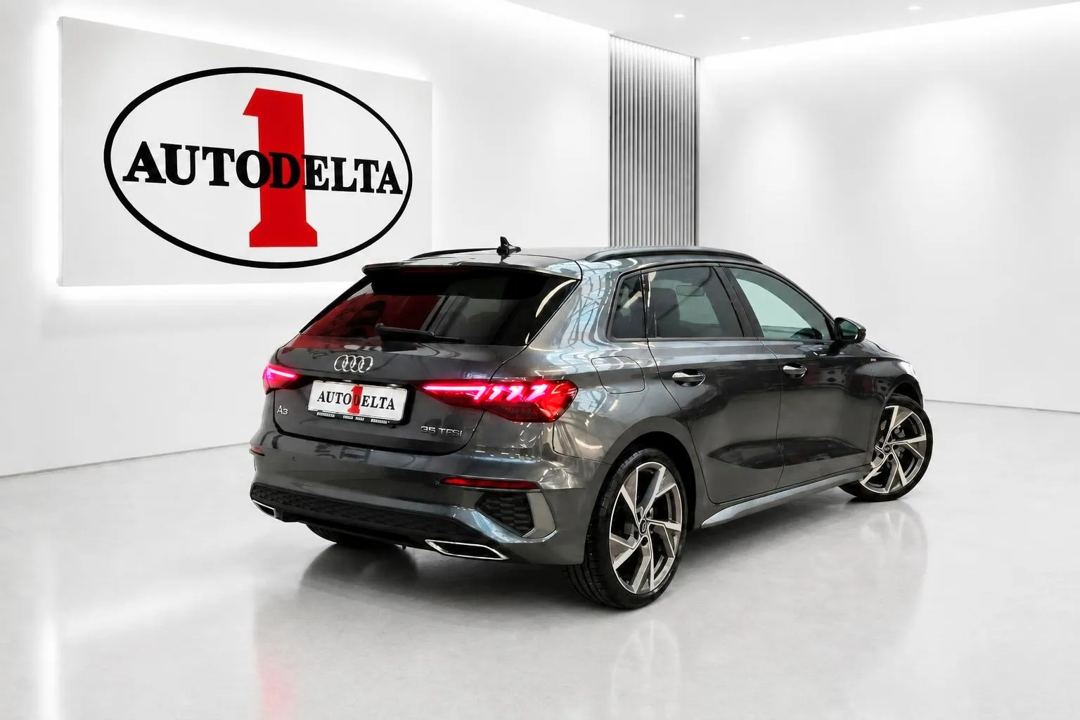Zunanja slika - Audi A3 - Sportback 35 TFSI S line S tronic - 3
