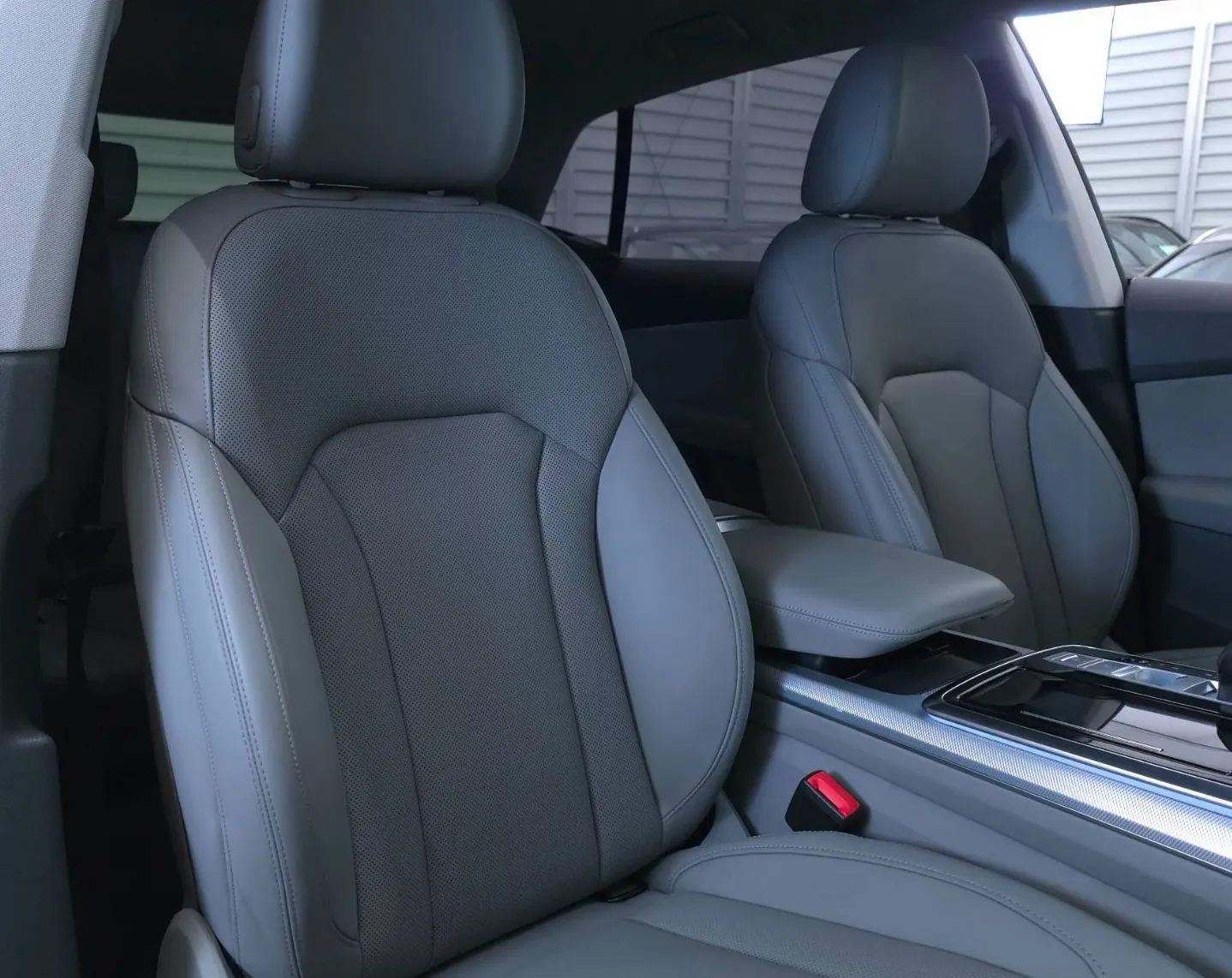 Zunanja slika - Audi Q8 - 50 TDI- QUATTRO - ZRAČNO - HLAJ. SED. - KAMERA... - 11