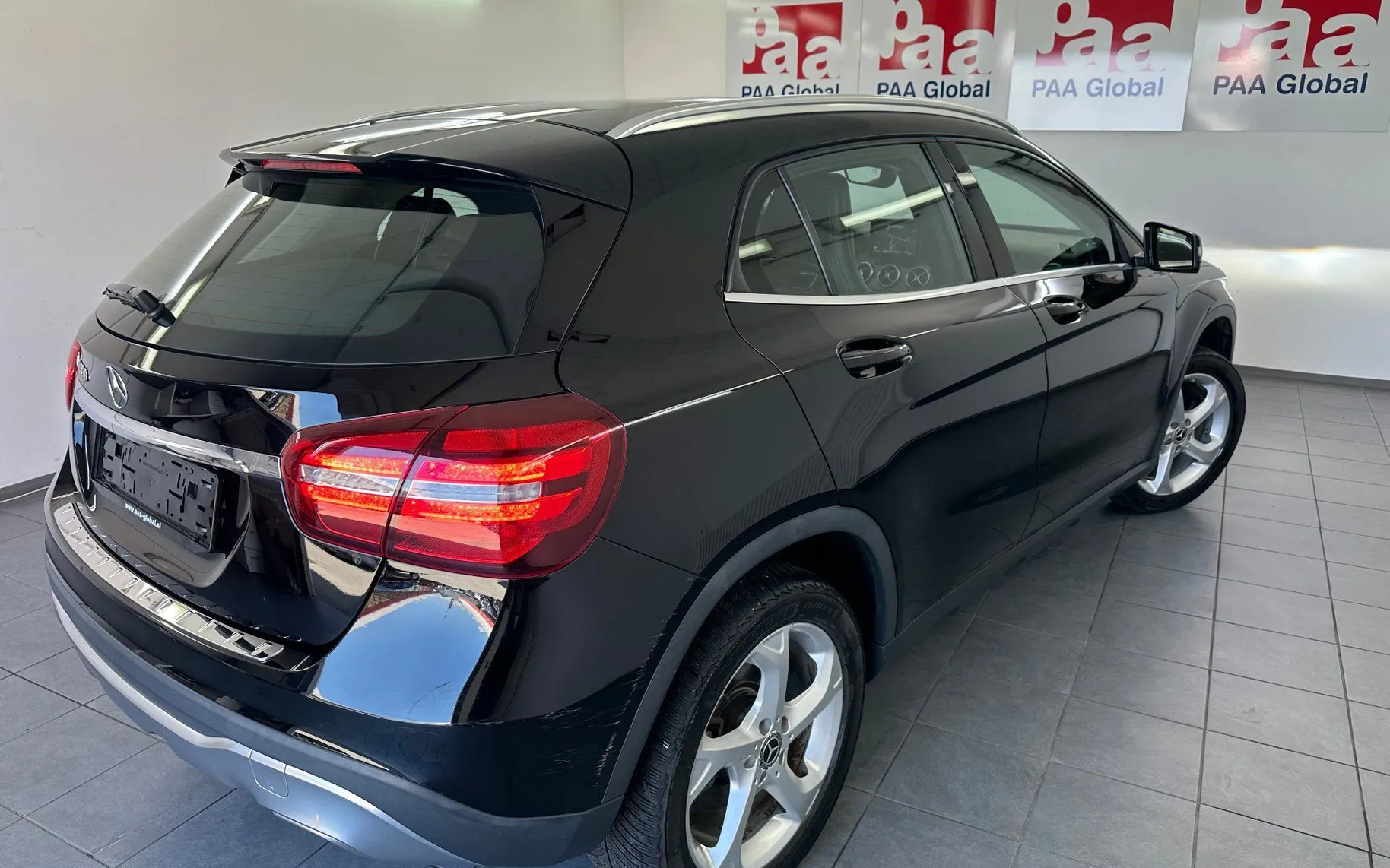 Zunanja slika - Mercedes-Benz GLA-Razred - GLA 180 Avt.KAMERA.USNJE.LED.NAVI. - 7