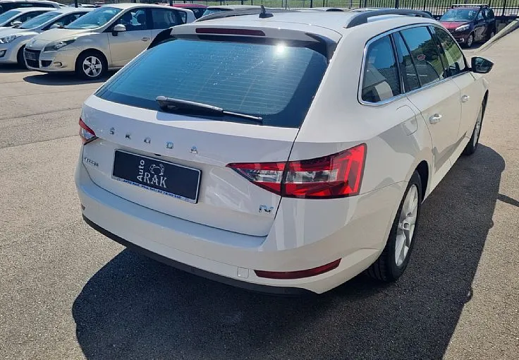 Zunanja slika - Škoda Superb - Combi iV 1.4 TSI Ambition DSG - 6