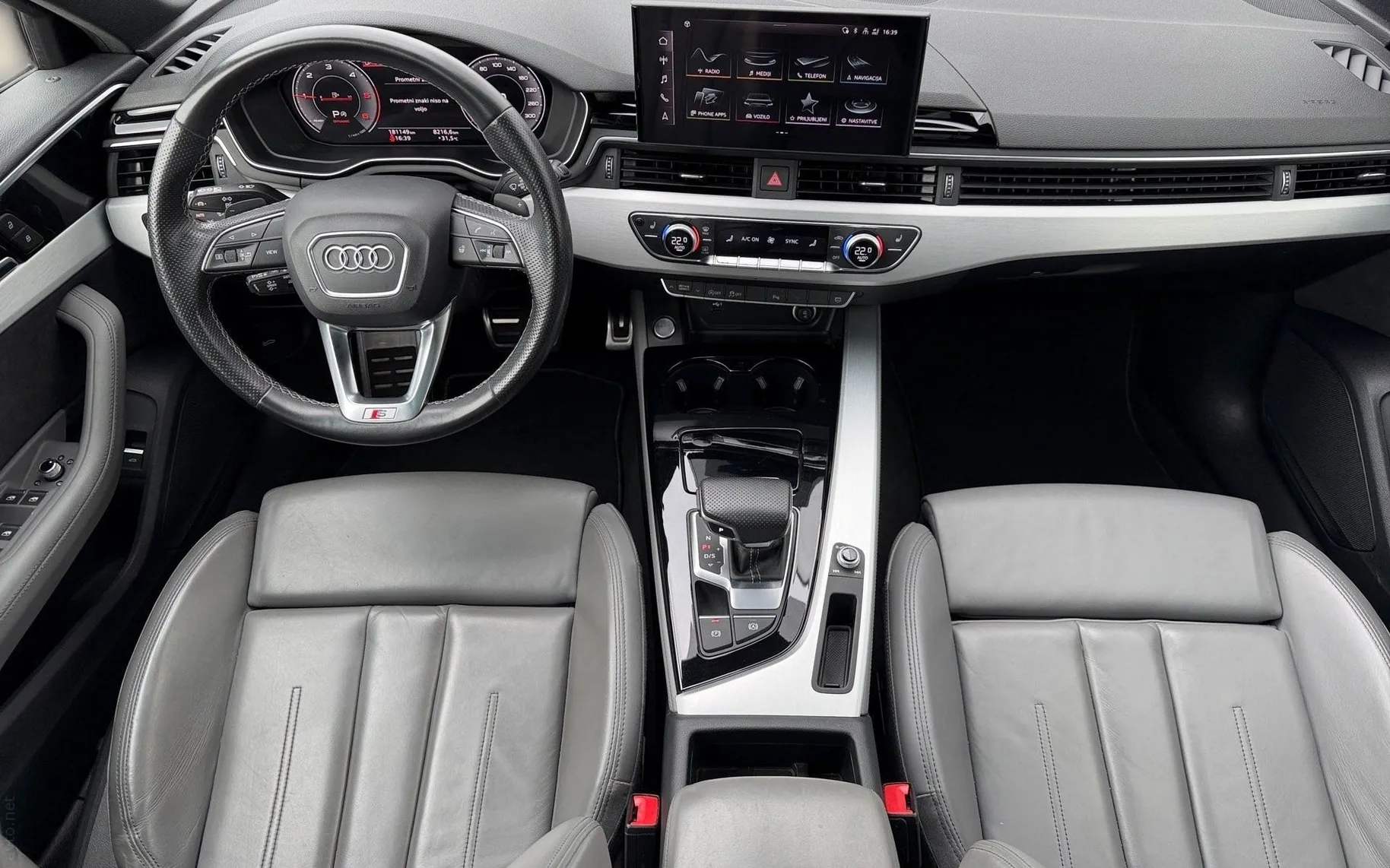 Notranja slika - Audi A4 Avant - 35 TDI 3x S line S tronic-Panorama-19 COL-LED-Ka.. - 10