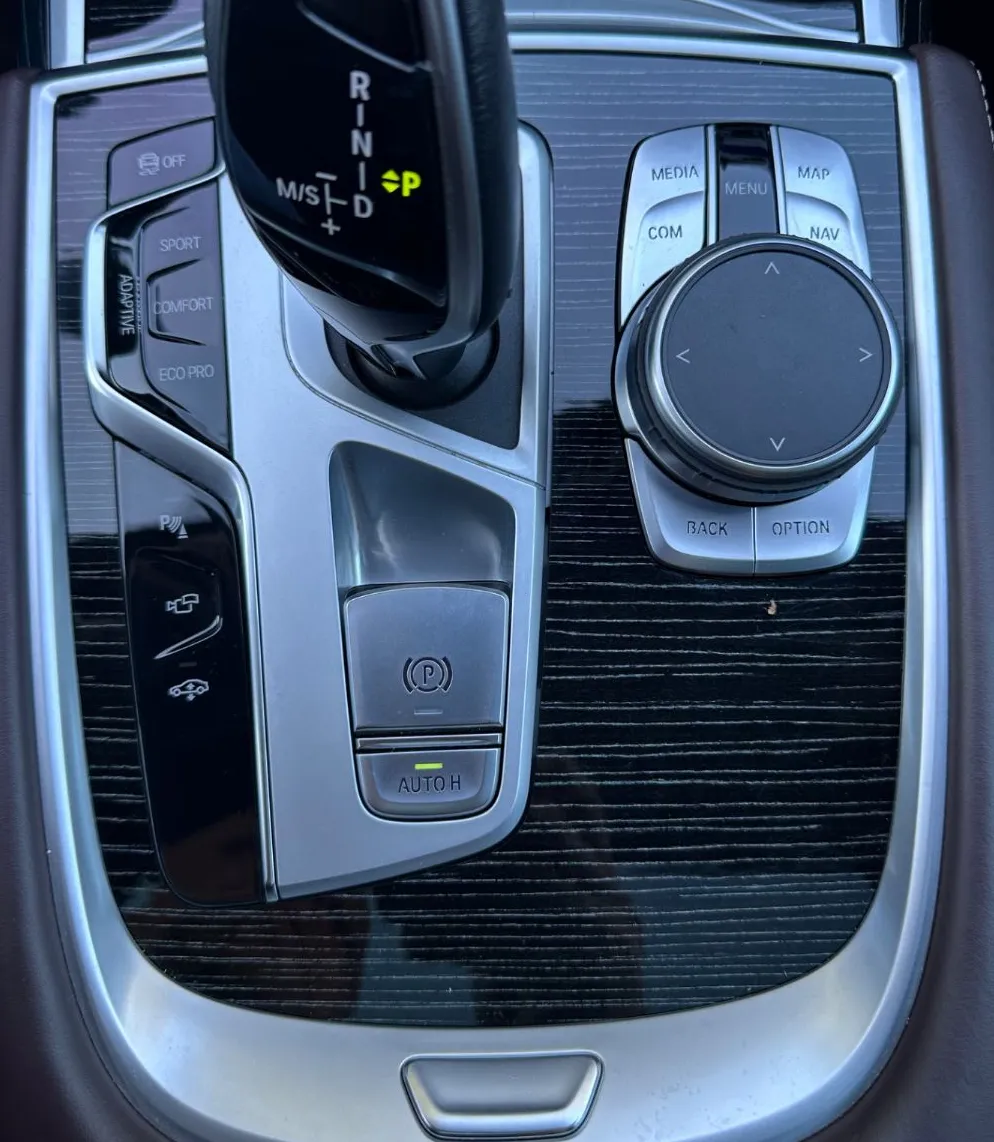 Zunanja slika - BMW Serija 7 - : 740d xDrive Avt.-STR.OKNO-SOFT CLOSE-LASER-ZRAČNO - 15