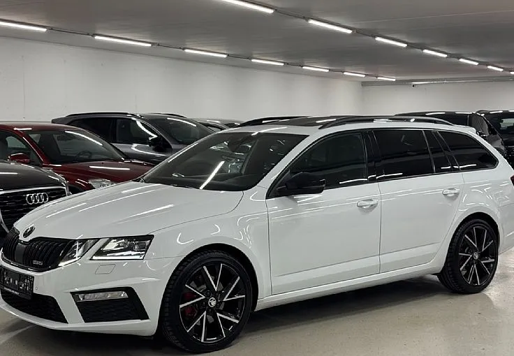 Zunanja slika - Škoda Octavia - RS 2.0 TDI 4x4 DSG | PANORAMA | ODLIČNA PRILOŽNOST - 2