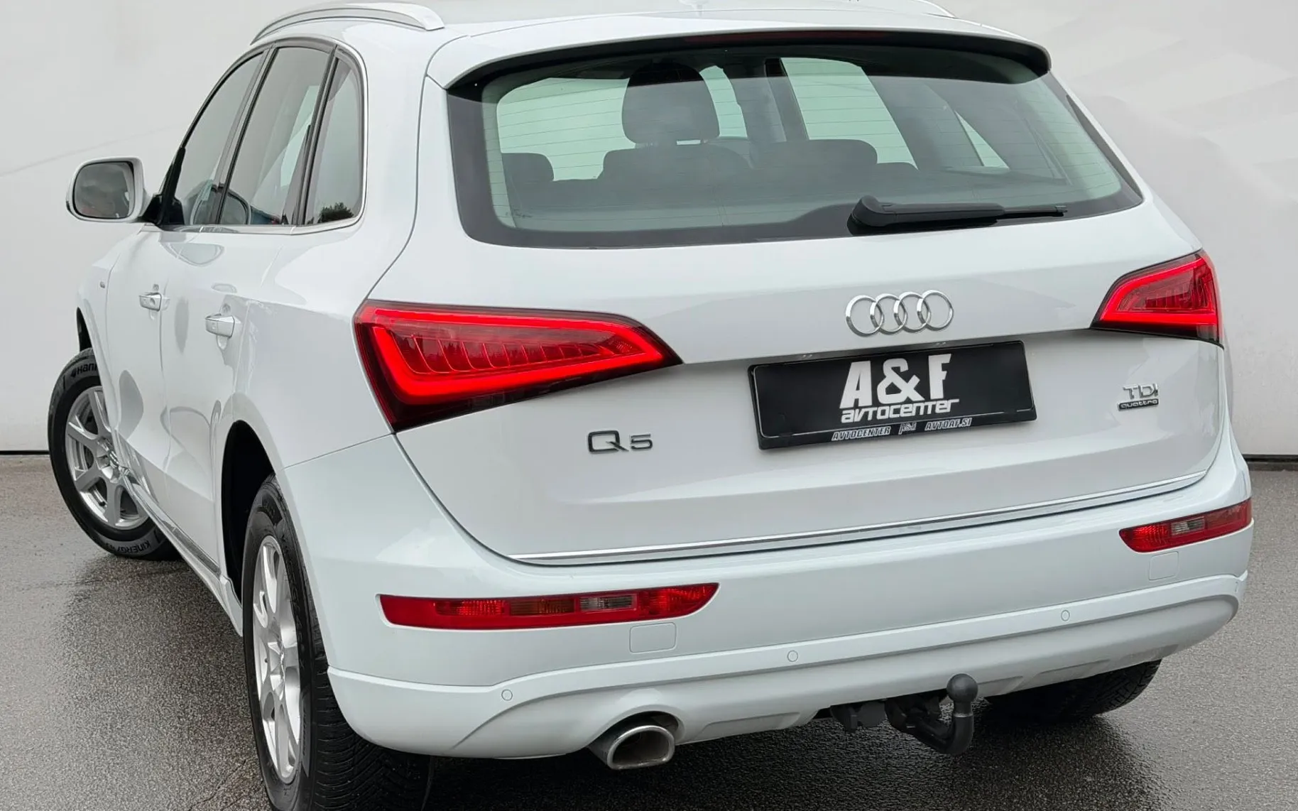 Zunanja slika - Audi Q5 - 2.0 TDI-Q-4X4-AUT-XENON+LED-LIZING ZA TUJCE- - 7