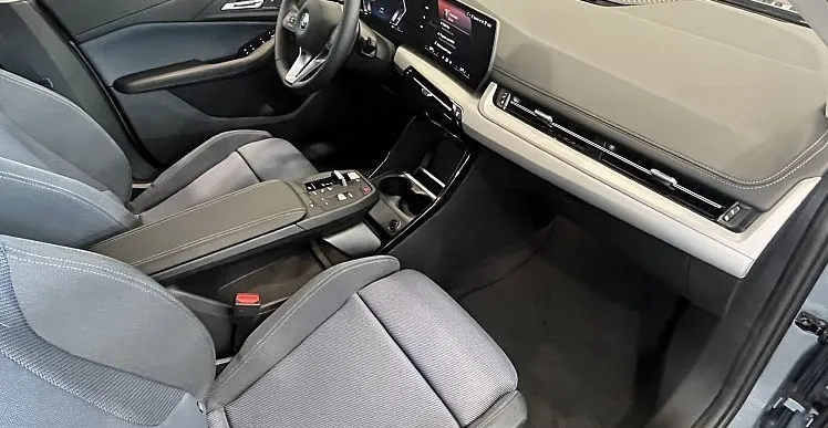 Zunanja slika - BMW Serija 2 - Active Tourer: 225e xDrive DCT - 8