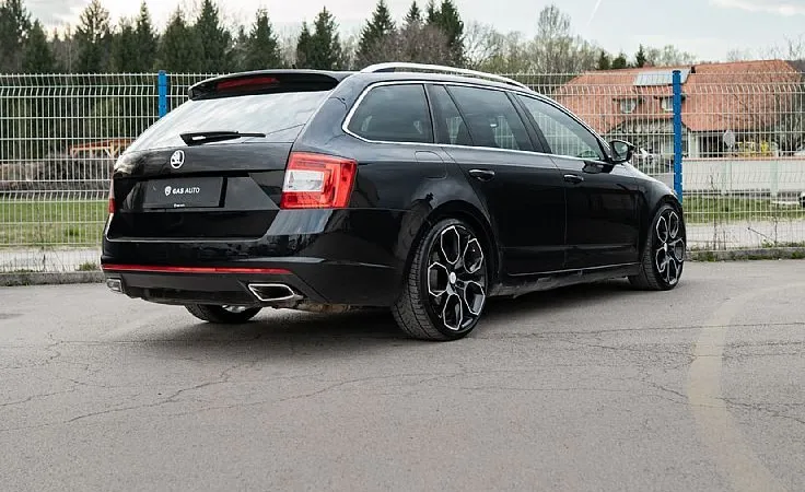 Zunanja slika - Škoda Octavia - 2.0 TSI RS combi - APR 350 PS - 5