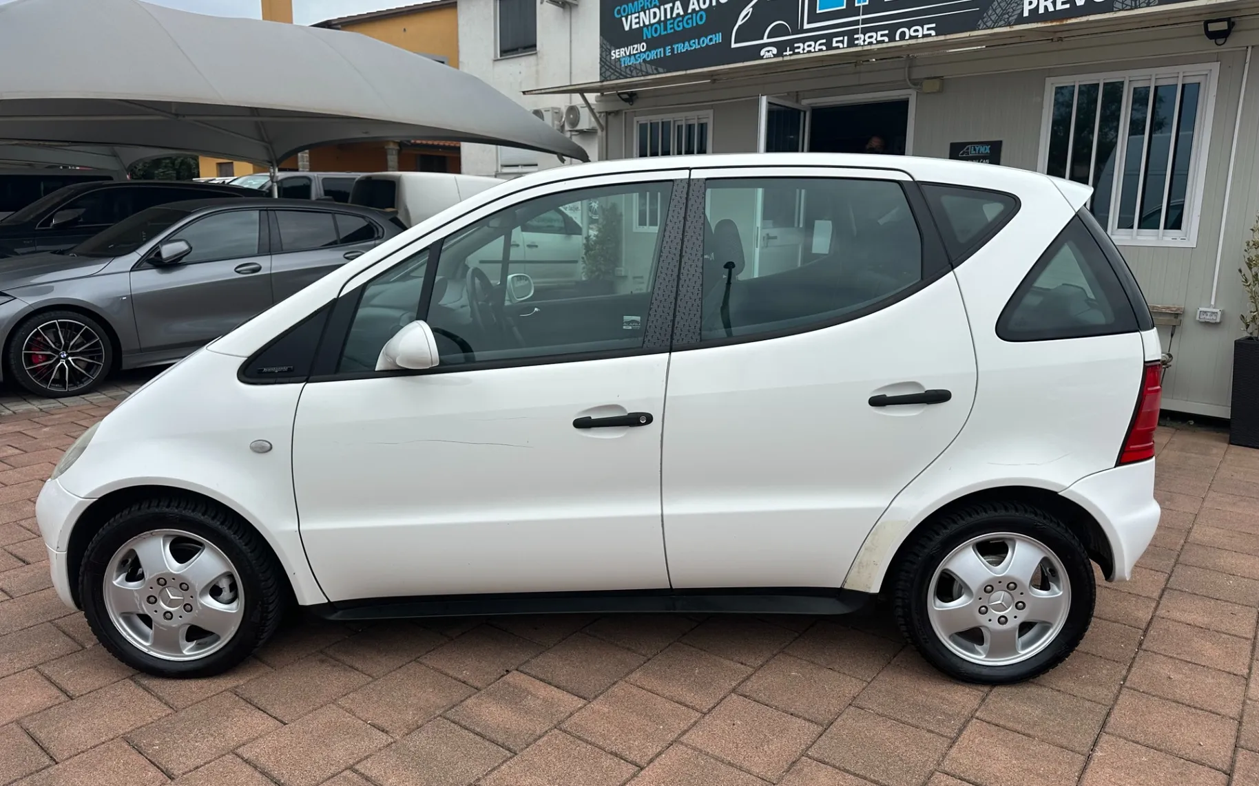 Zunanja slika - Mercedes-Benz A-Razred - A 140 Classic - 3