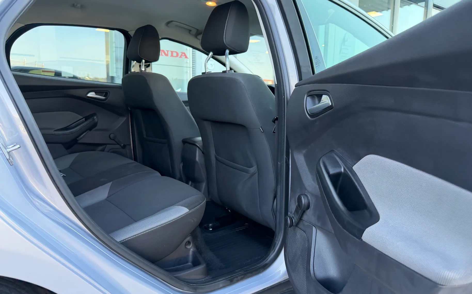 Zunanja slika - Ford Focus - 1.0 ECOBOOST AMBIENTE I 1. LASTNIK I - 8