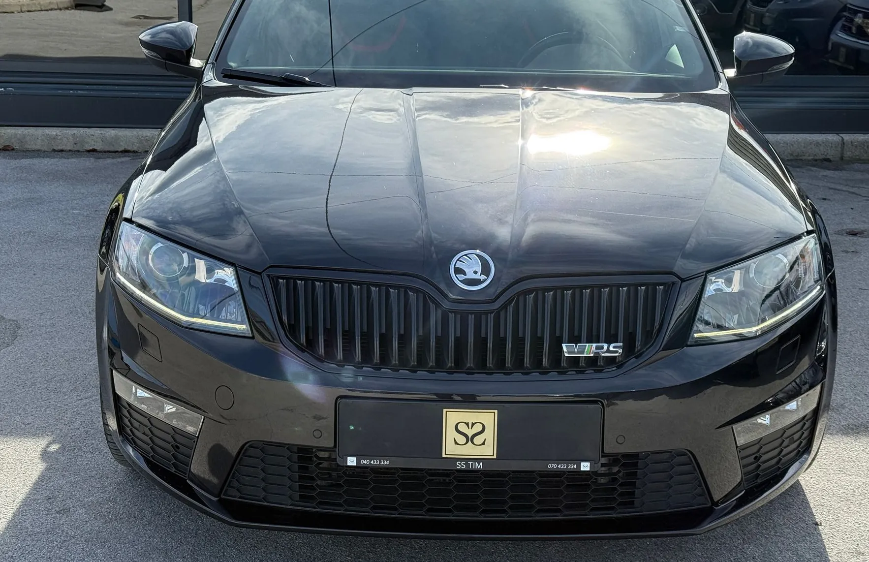 Zunanja slika - Škoda Octavia - 2.0TSI RS DSG 162 kW Panorama BiXenon Navi 71000km - 3