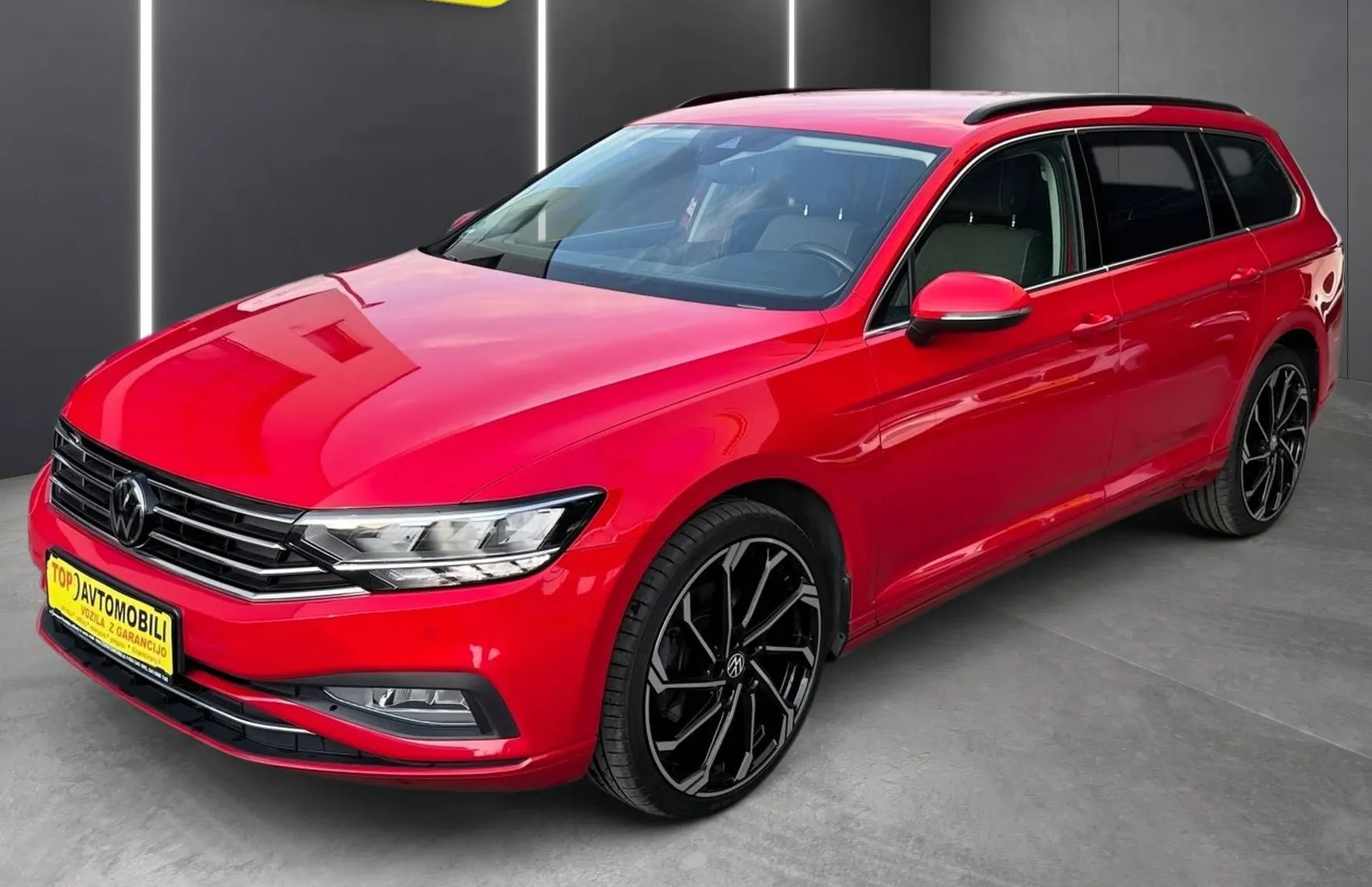 Zunanja slika - VW Passat - Variant 2.0 TDI AUT KEYLESS KAMERA RADAR VIRTUAL NAVI - 3