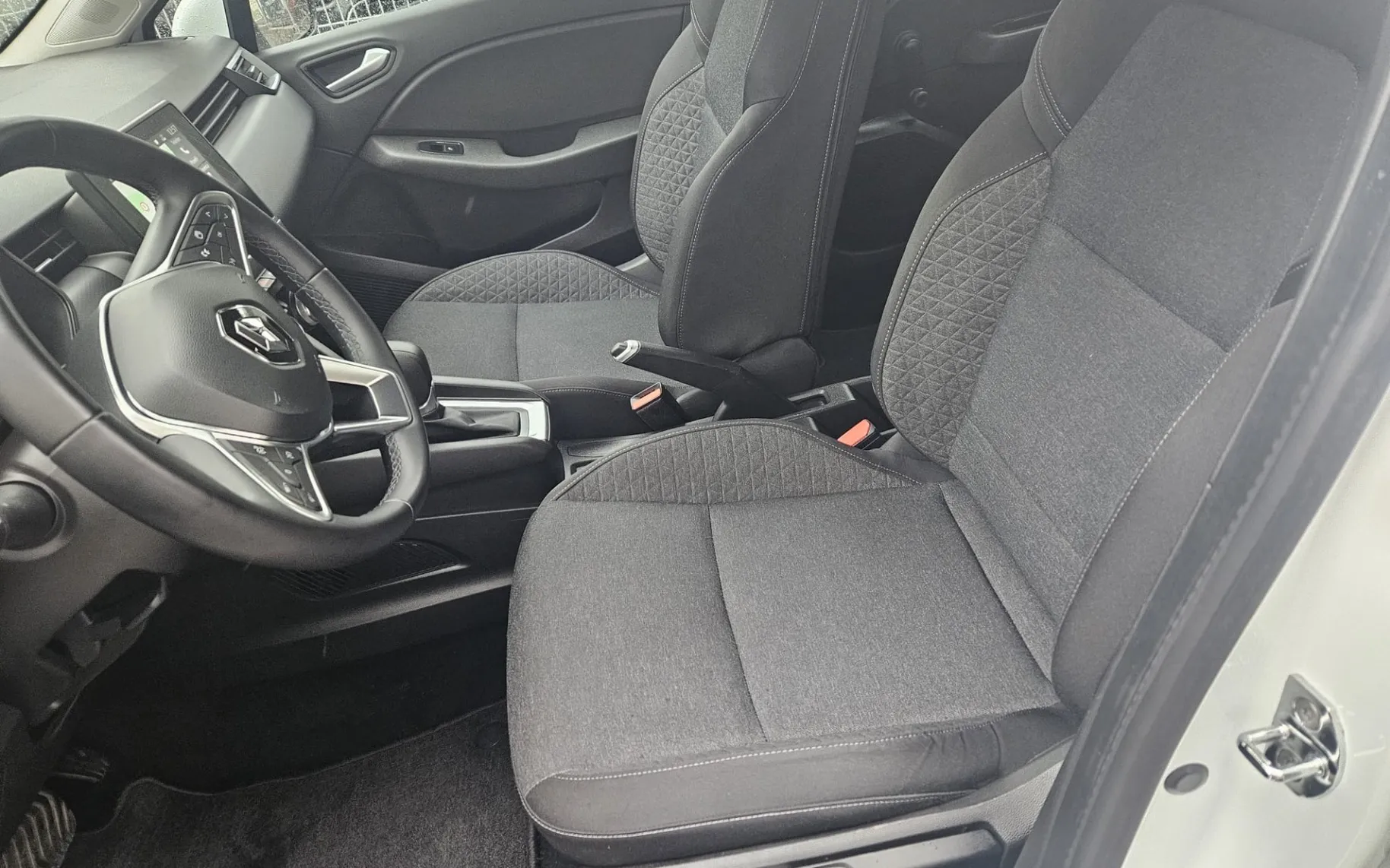 Zunanja slika - Renault Clio - 1.6 E-TECH HYBRID - Business - 10