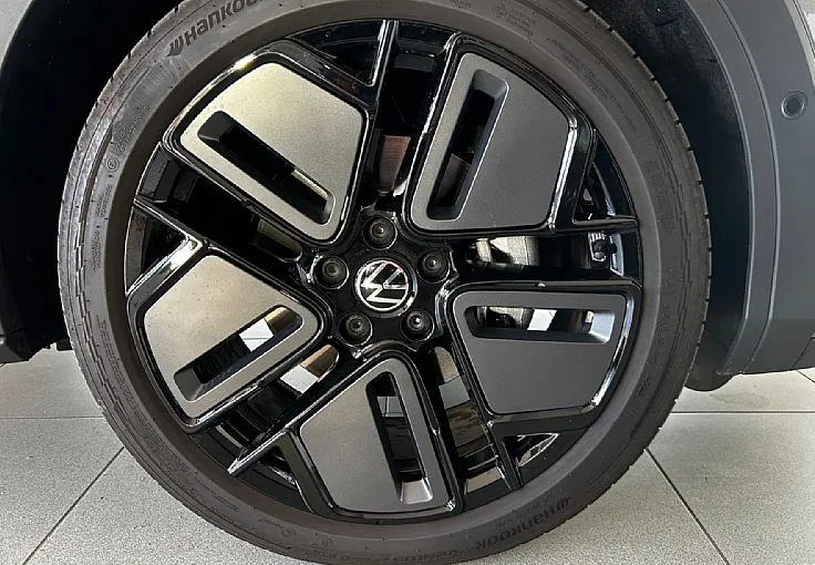 Zunanja slika - Volkswagen T-Roc - 1.5 eTSI R-Line DSG-SLO - 12