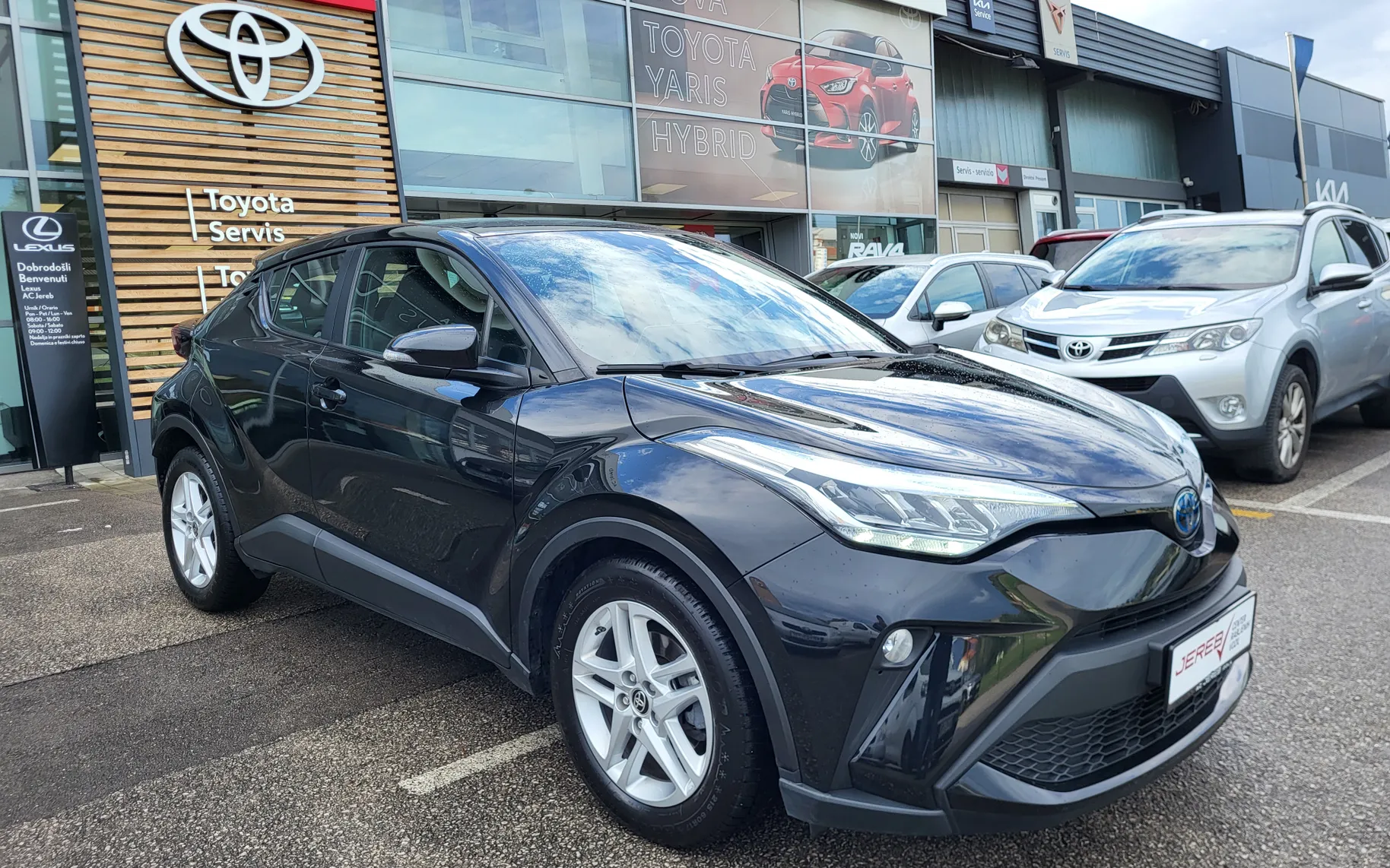 Zunanja slika - Toyota C-HR - 1.8 HEV - 2