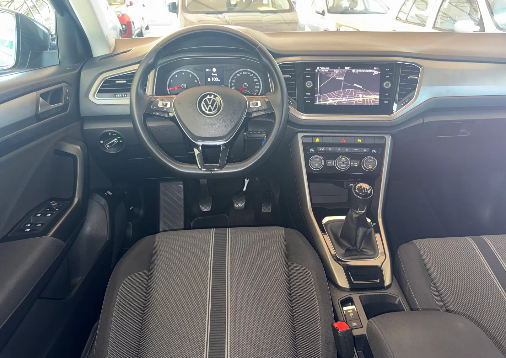 Zunanja slika - Volkswagen T-Roc - 1,5 TSI  Style - 8