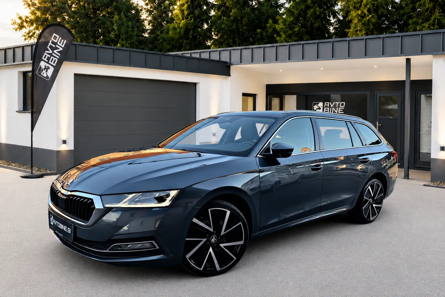 Zunanja slika - Škoda Octavia - Combi 2.0 TDI•DSG•MATRIX•LED•VIRTUAL•NAV•JAMSTVO - 3