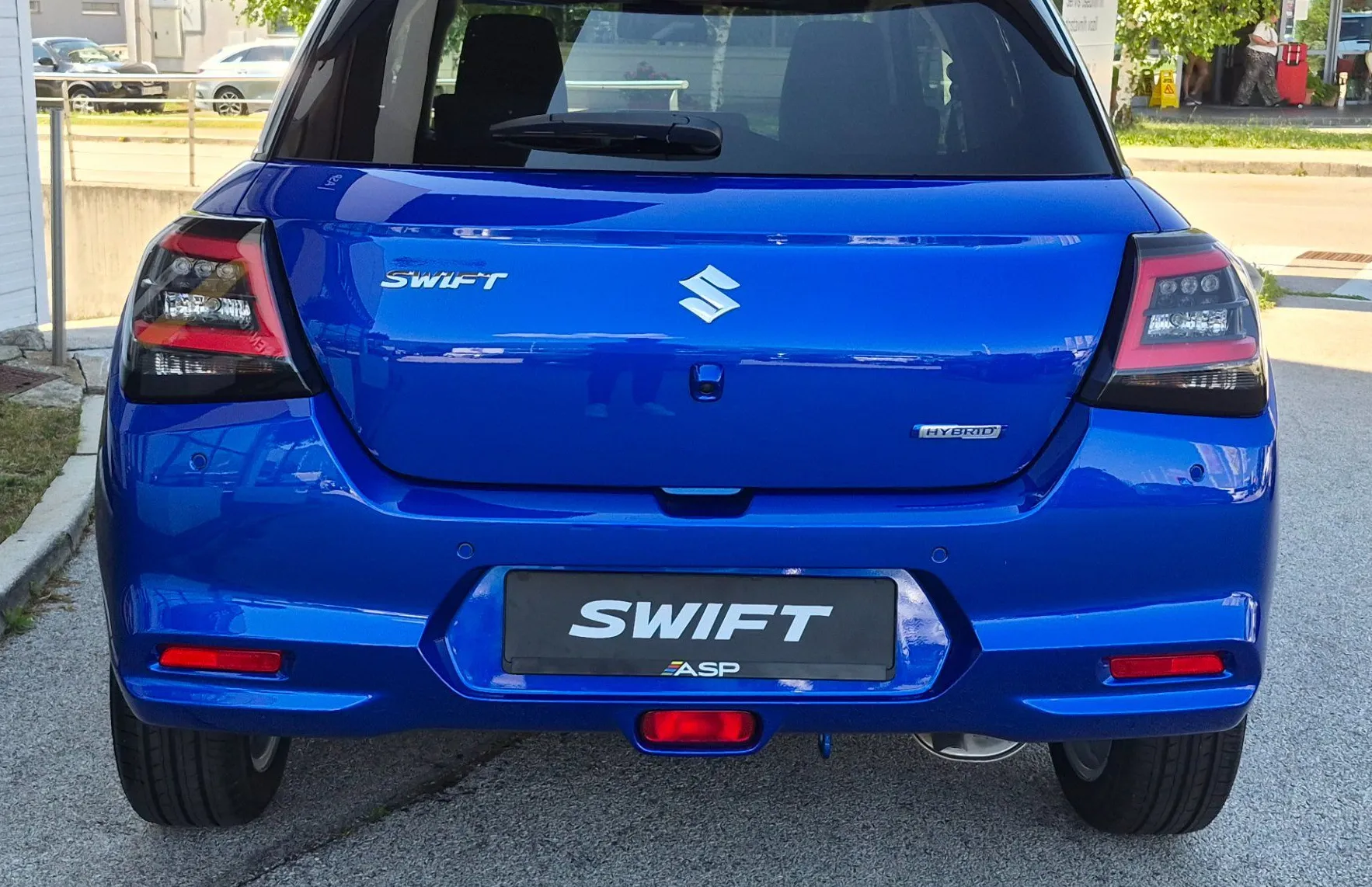 Zunanja slika - Suzuki Swift - 1.2 Dualjet AllGrip Hibrid Premium - 6