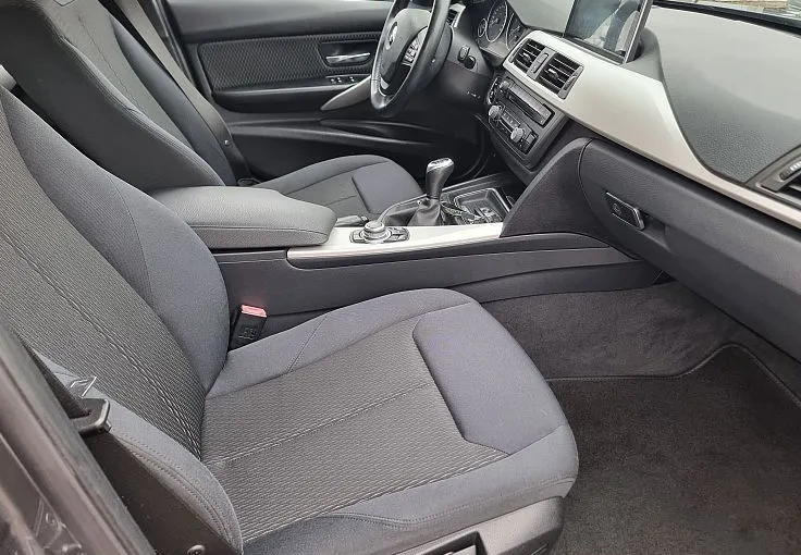 Zunanja slika - BMW Serija 3 - Touring: 320d xDrive - HITRI KREDIT BREZ POLOGA - 9