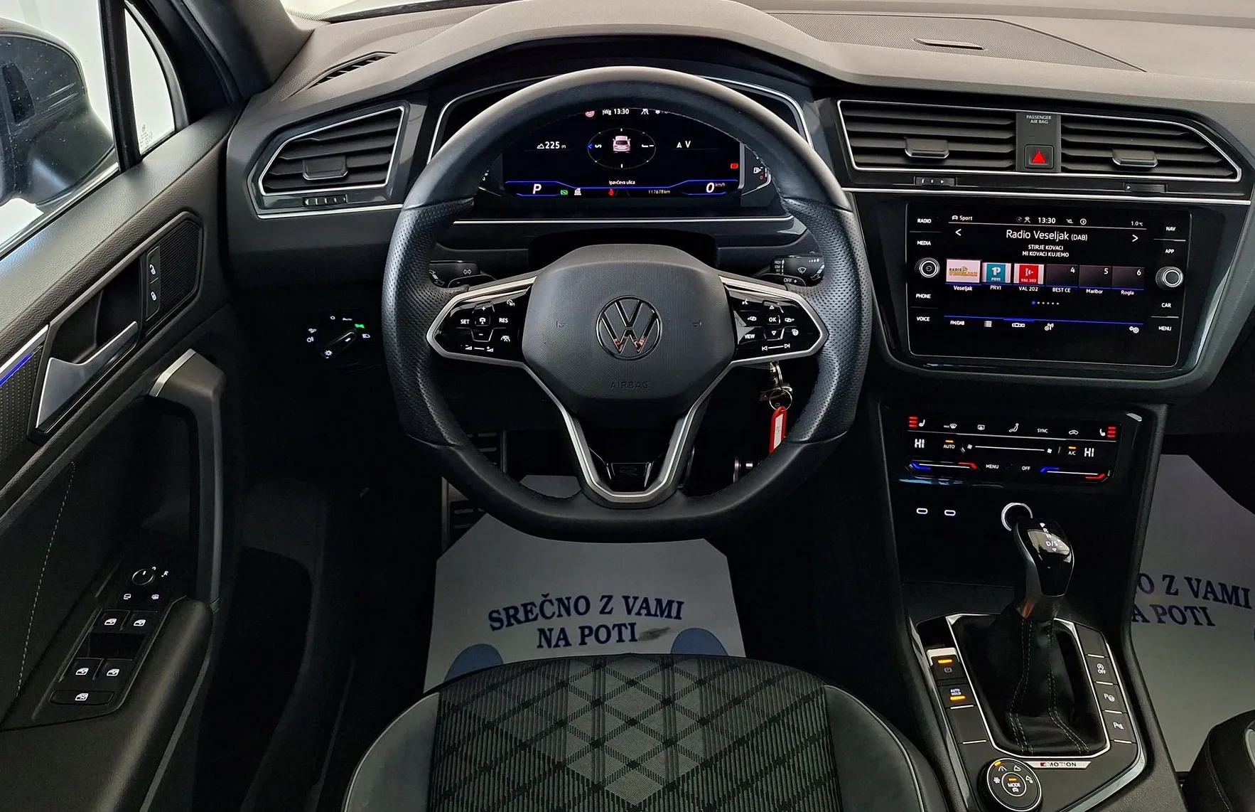 Zunanja slika - Volkswagen Tiguan - 2.0 TDI 4MOTION R-Line•IQ LED•VL.KLJUKA•AMBIENT• - 13