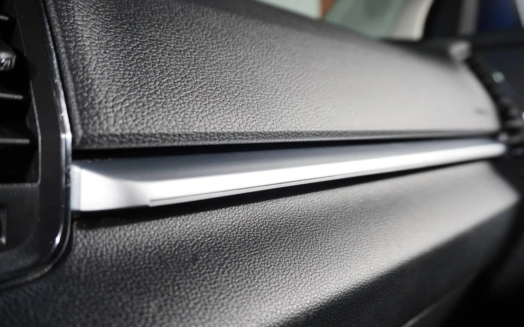 Zunanja slika - Škoda Karoq - 1.5 TSI ACT Style DSG 1.LAST+SLO+ACC+TOP - 13